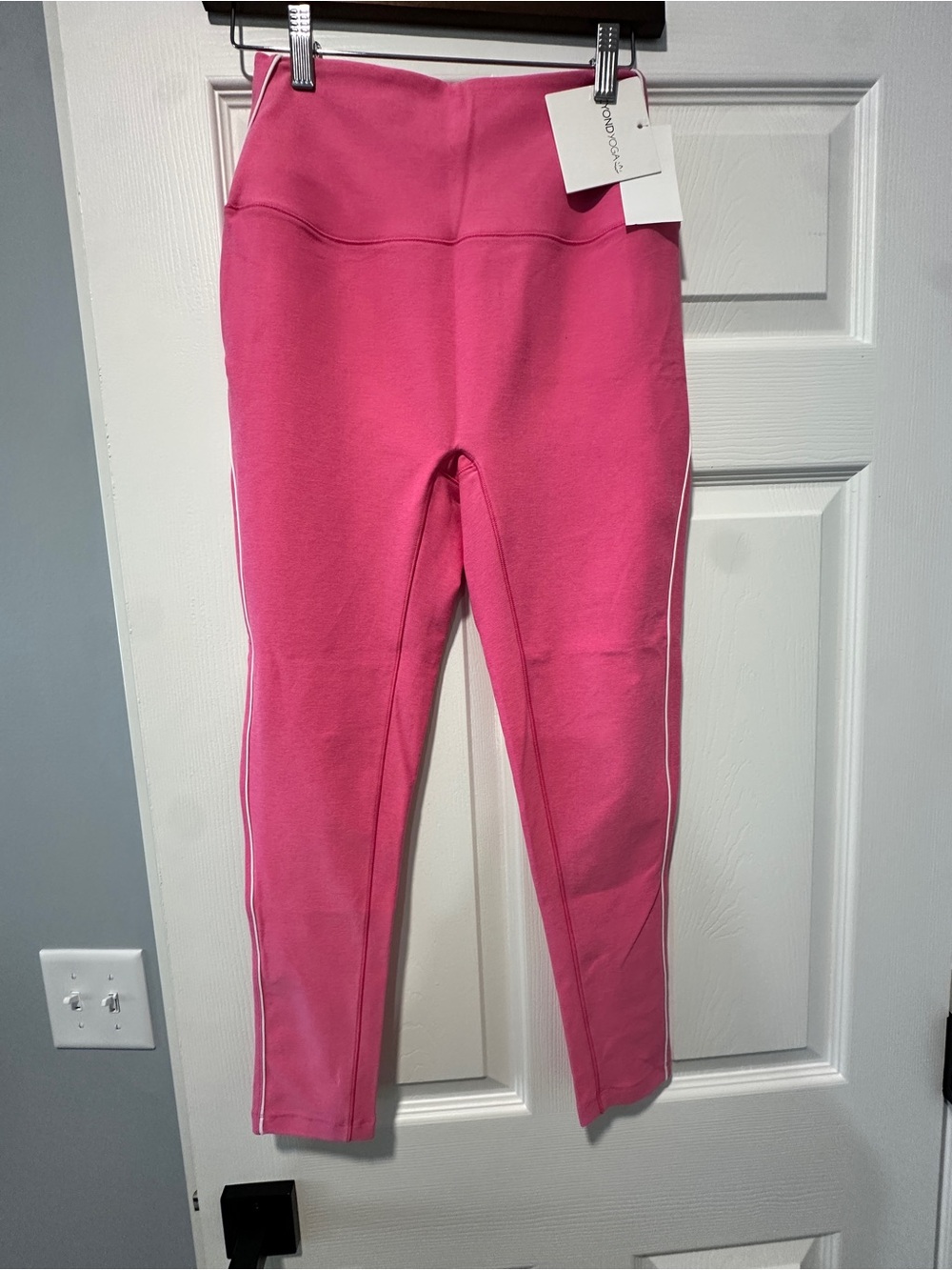 Beyond Yoga Pink Leggings with White Side Stripe